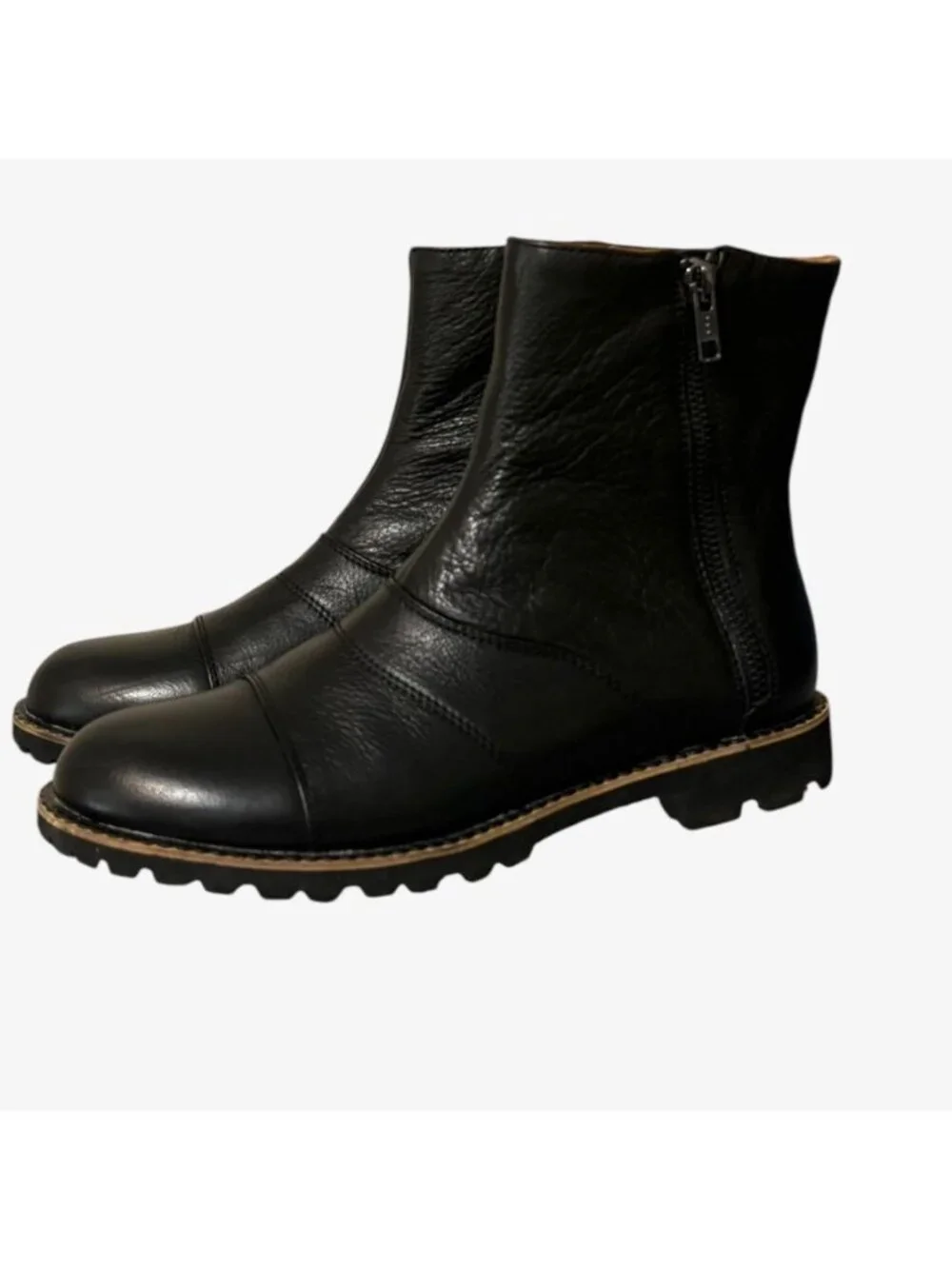 L'Amour Des Pieds Chelsea Boots 6.5 Black Leather Joose Ankle EUC Bootie Classic
